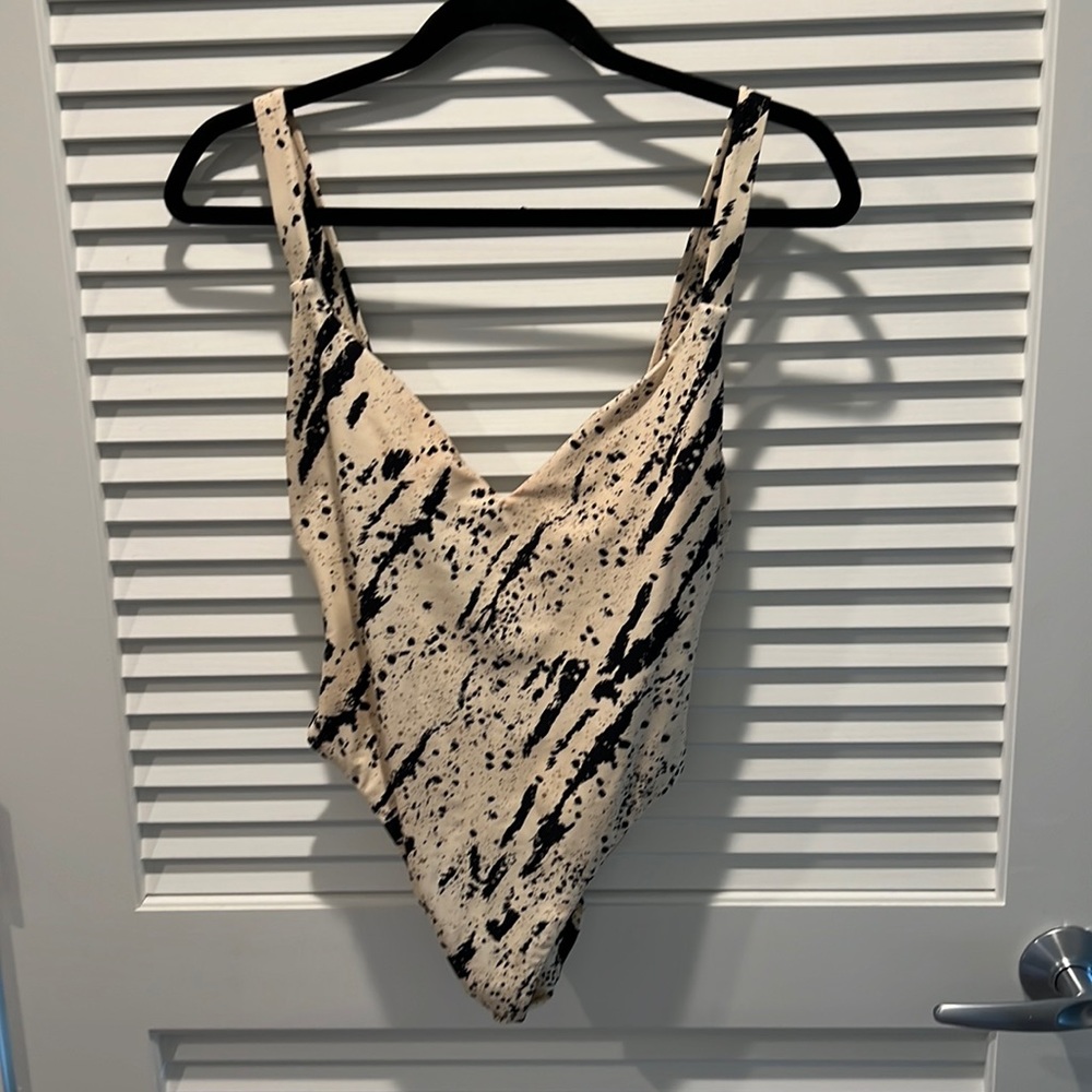 Madewell bathing suit size medium